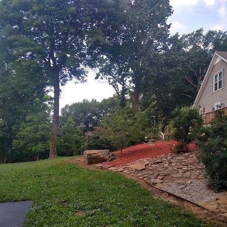 Serenity Hill B&B Sloans Crossing Exterior foto
